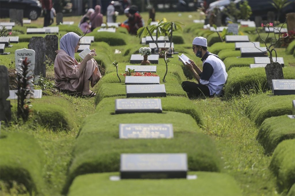 Funeral Insurance For Muslims In Indonesia: A Solution For Financial ...